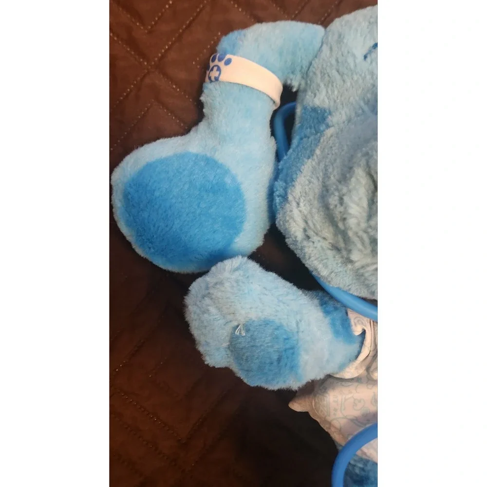 Blues Clues Tv Check-Up Talking Dog Sounds‎ Lights Interactive Plush Doctor Toy